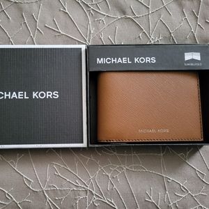 NWT MK Men's Billfold Wallet